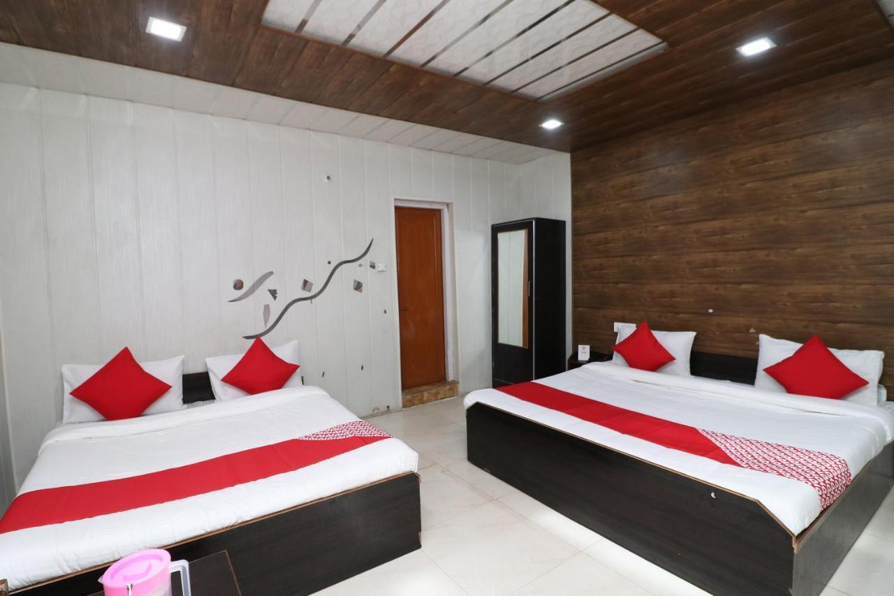 Hotel Neelam Raj 나이니탈 외부 사진
